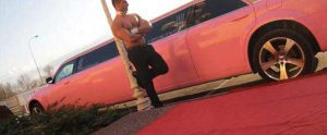 Stripteaseur Metz Lorraine en limousine