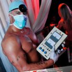Striptease masculin thème médecin